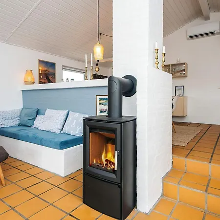 Nyaraló 8 Person In Hvide Sande